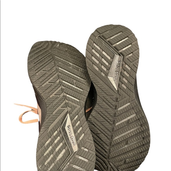 Brooks Levitate 4 Running Shoe 7.5 EUC - Picture 6 of 10